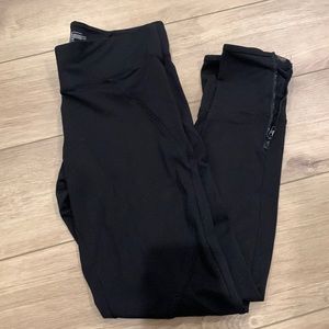 Victoria’s Secret PINK Ultimate Black Leggings sz M